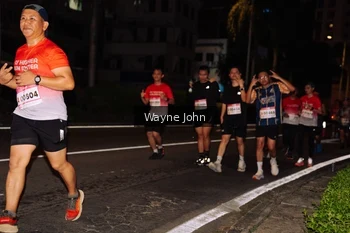Runner Photo 1812241