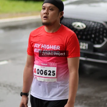 Runner Photo 1812388
