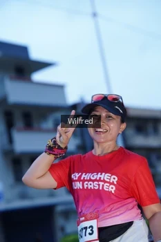 Runner Photo 1812430