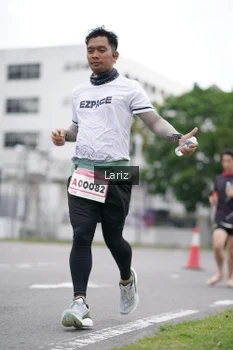 Runner Photo 1812545