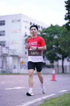 Runner Photo 1812656