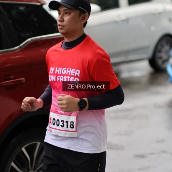 Runner Photo 1812707