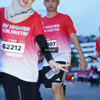 Runner Photo 1812717