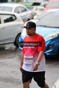 Runner Photo 1812718