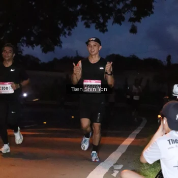 Runner Photo 1812786