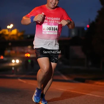 Runner Photo 1812842