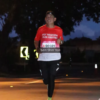 Runner Photo 1812907