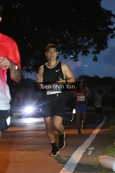 Runner Photo 1813022