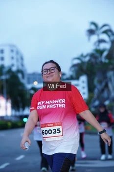 Runner Photo 1813060