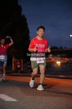 Runner Photo 1813071