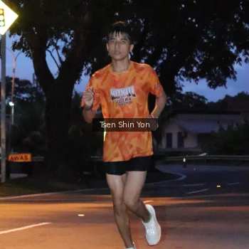 Runner Photo 1813109