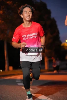 Runner Photo 1813285