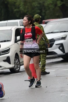 Runner Photo 1813286