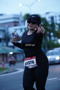 Runner Photo 1813311