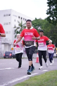 Runner Photo 1813341