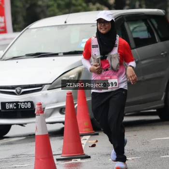 Runner Photo 1813349