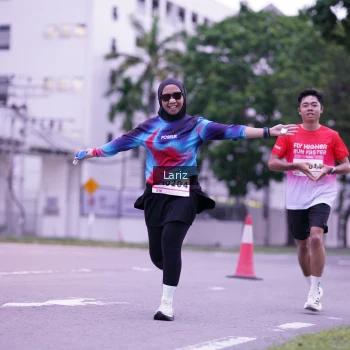 Runner Photo 1813359