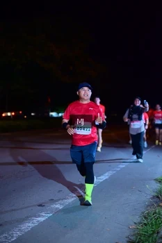 Runner Photo 1813370