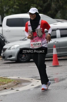 Runner Photo 1813375