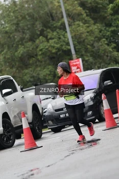 Runner Photo 1813386