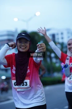 Runner Photo 1813427
