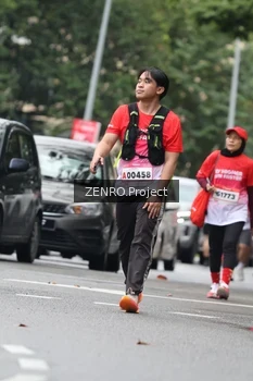 Runner Photo 1813464