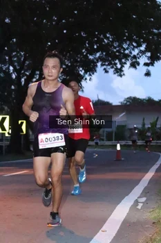Runner Photo 1813491