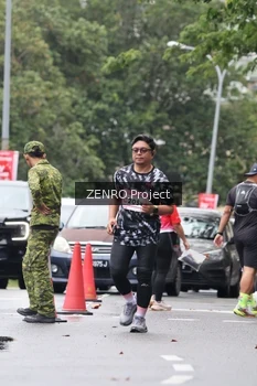 Runner Photo 1813524