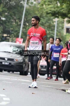 Runner Photo 1813555