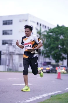 Runner Photo 1813578