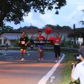 Runner Photo 1813638