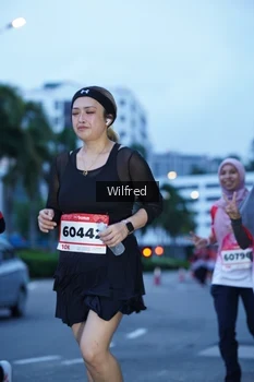 Runner Photo 1813653
