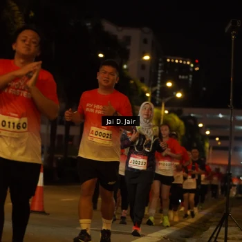 Runner Photo 1813842