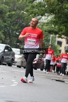 Runner Photo 1813850