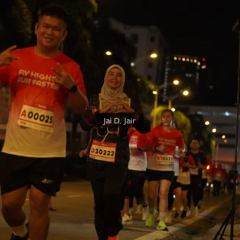 Runner Photo 1813868