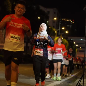 Runner Photo 1813869