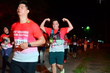 Runner Photo 1813954