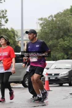 Runner Photo 1814031
