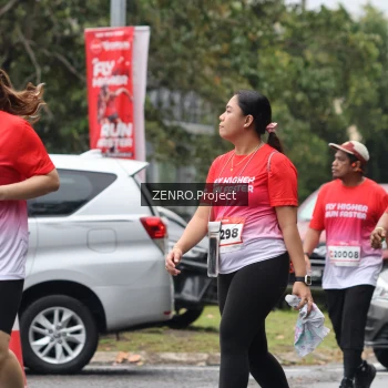 Runner Photo 1814063