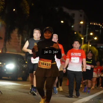 Runner Photo 1814064