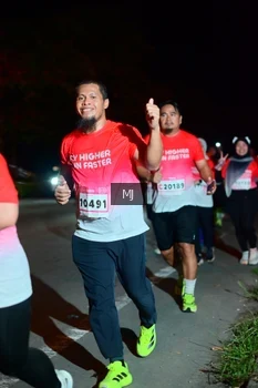 Runner Photo 1814095