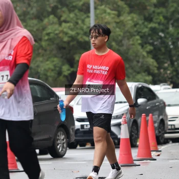 Runner Photo 1814121
