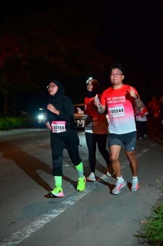 Runner Photo 1814129