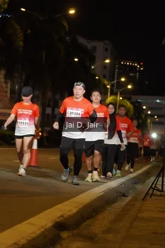 Runner Photo 1814142