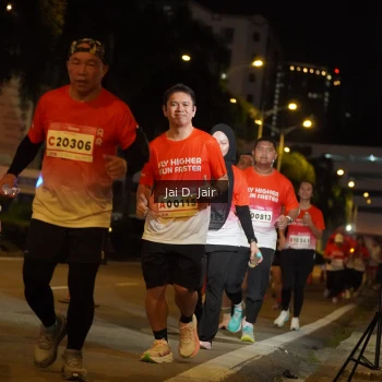 Runner Photo 1814152