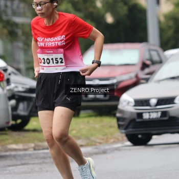 Runner Photo 1814178