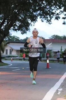 Runner Photo 1814187