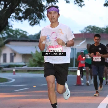 Runner Photo 1814195