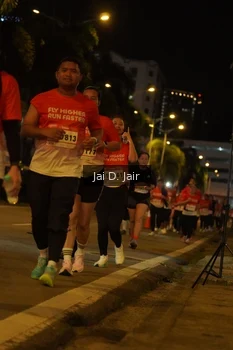 Runner Photo 1814197