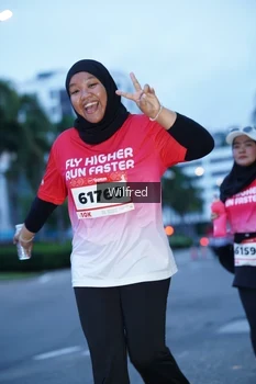 Runner Photo 1814242